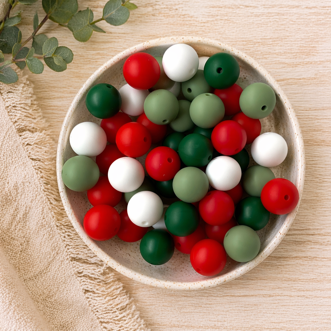 "Evergreen Berries" - 15mm Silicone 50 Count Bead Pack – Ideal for Beadable Pens & Keychains