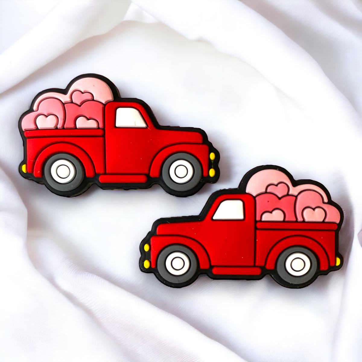 T186-  “Valentine Truck" Silicone Focal Bead (1 Count)