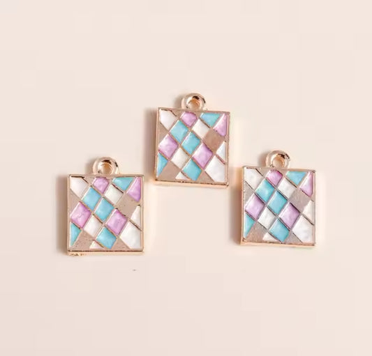 Q-A72- Pastel Mosaic Small Charm (1 Count)