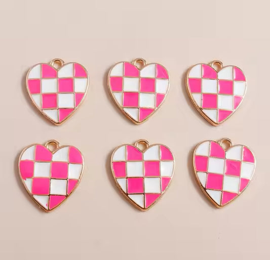 Q-A78- Pink Checkered Heart Small Alloy Charm (1 Count)