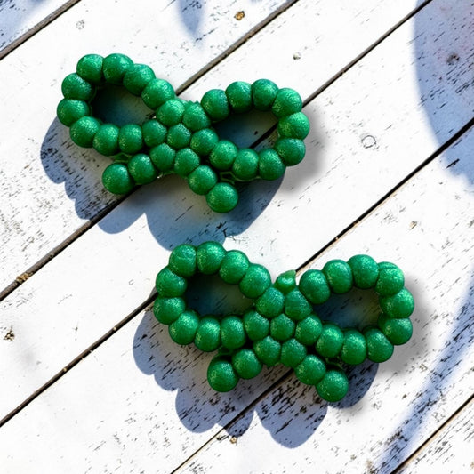 h1063- "Green Bow" Silicone Focal Bead for DIY Crafts (1 Count)