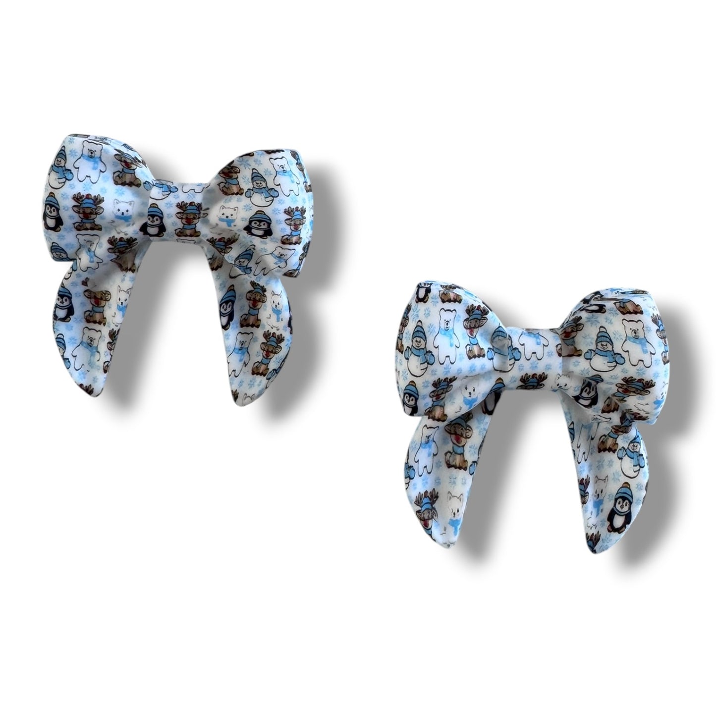 h1039- "Winter Bow" Silicone Focal Bead for DIY Crafts (1 Count)