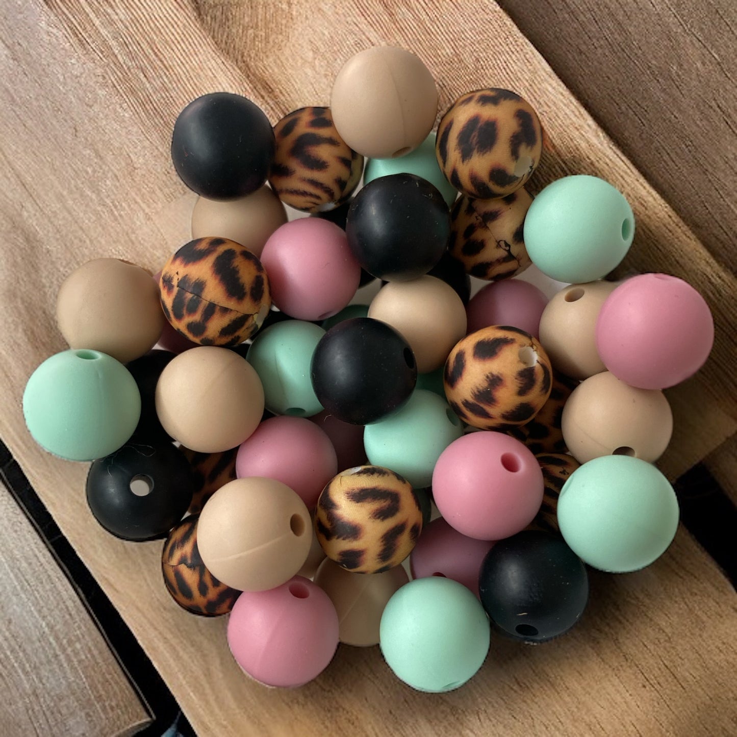 CK- 175 - 12mm "Cheetah" 50 Count Silicone Bead Pack