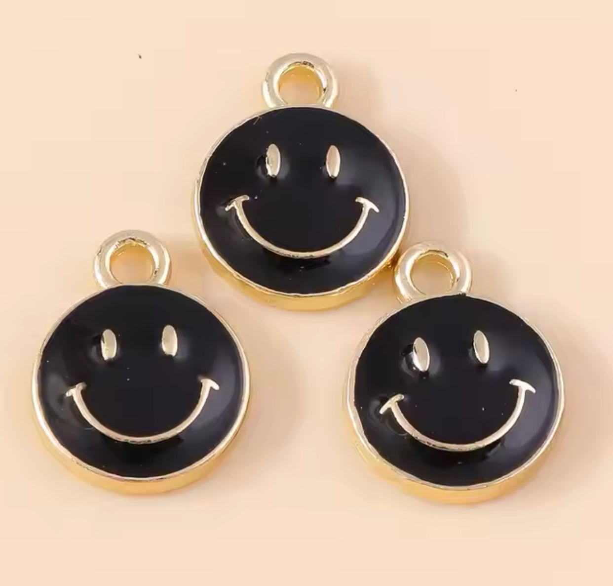 Q-A92- Black “Happy” Small Charm (1 Count)