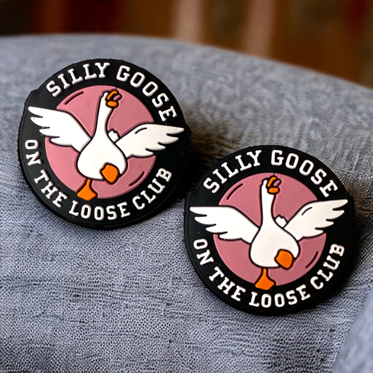 h1087  - "Silly Goose On The Loose" Silicone Focal Bead (1 Count)