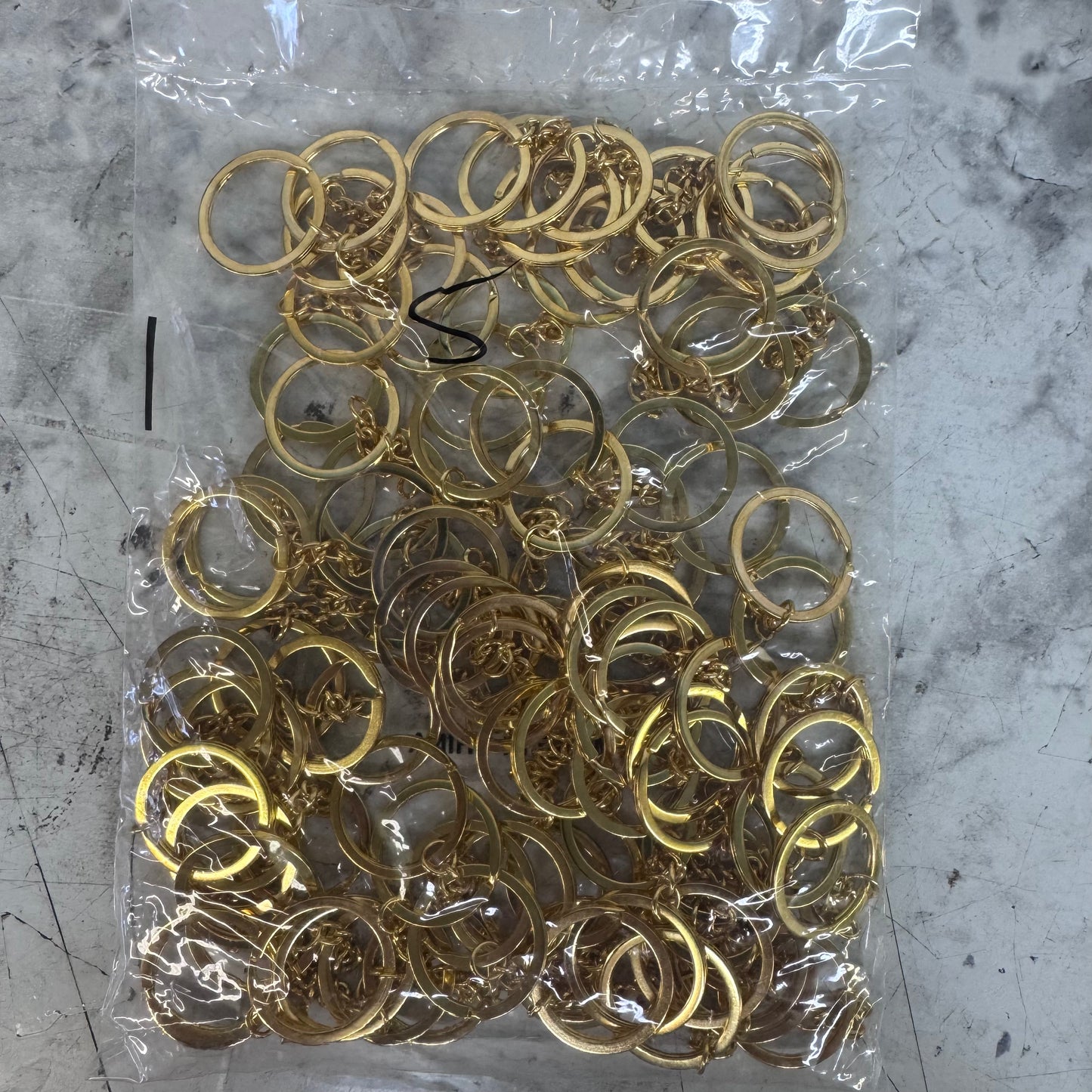 Gold 30mm- 100+ with chain links