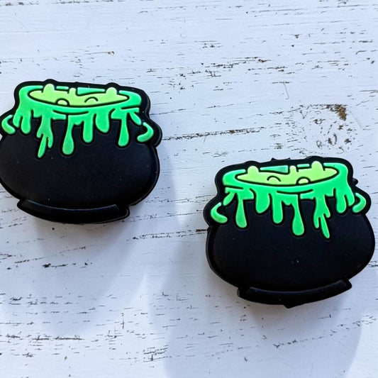 h968- "Caldron" Silicone Focal Bead for DIY Crafts (1 Count)