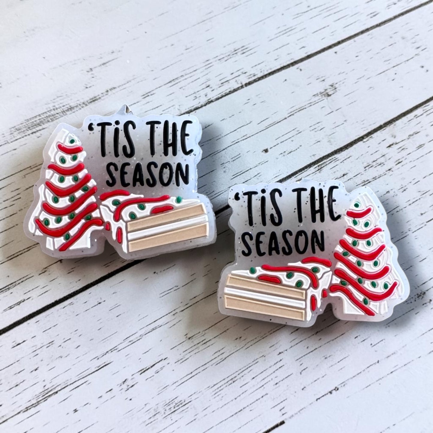 h1056- "Tis The Season, Cakes" Silicone Focal Bead for DIY Crafts (1 Count)