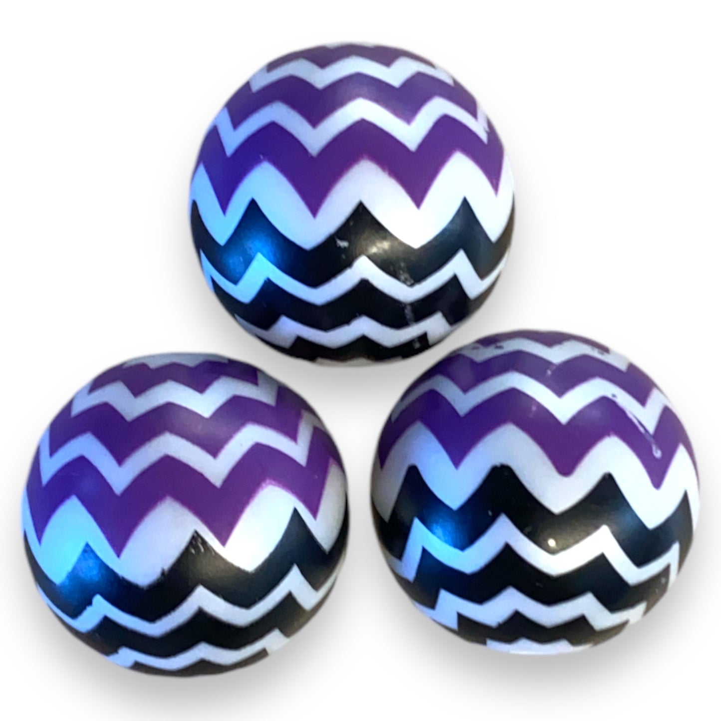 Z/76- 20mm Purple & Black Chevron (1 Count) Acrylic Beads