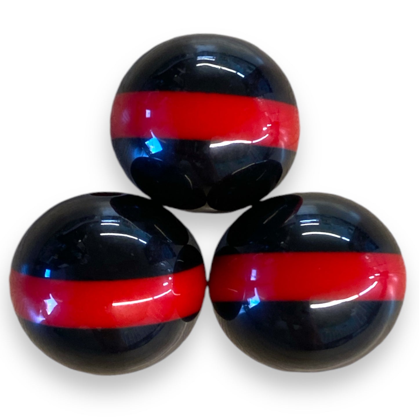 Z/66- 20mm Red Line (1 Count) Acrylic Beads