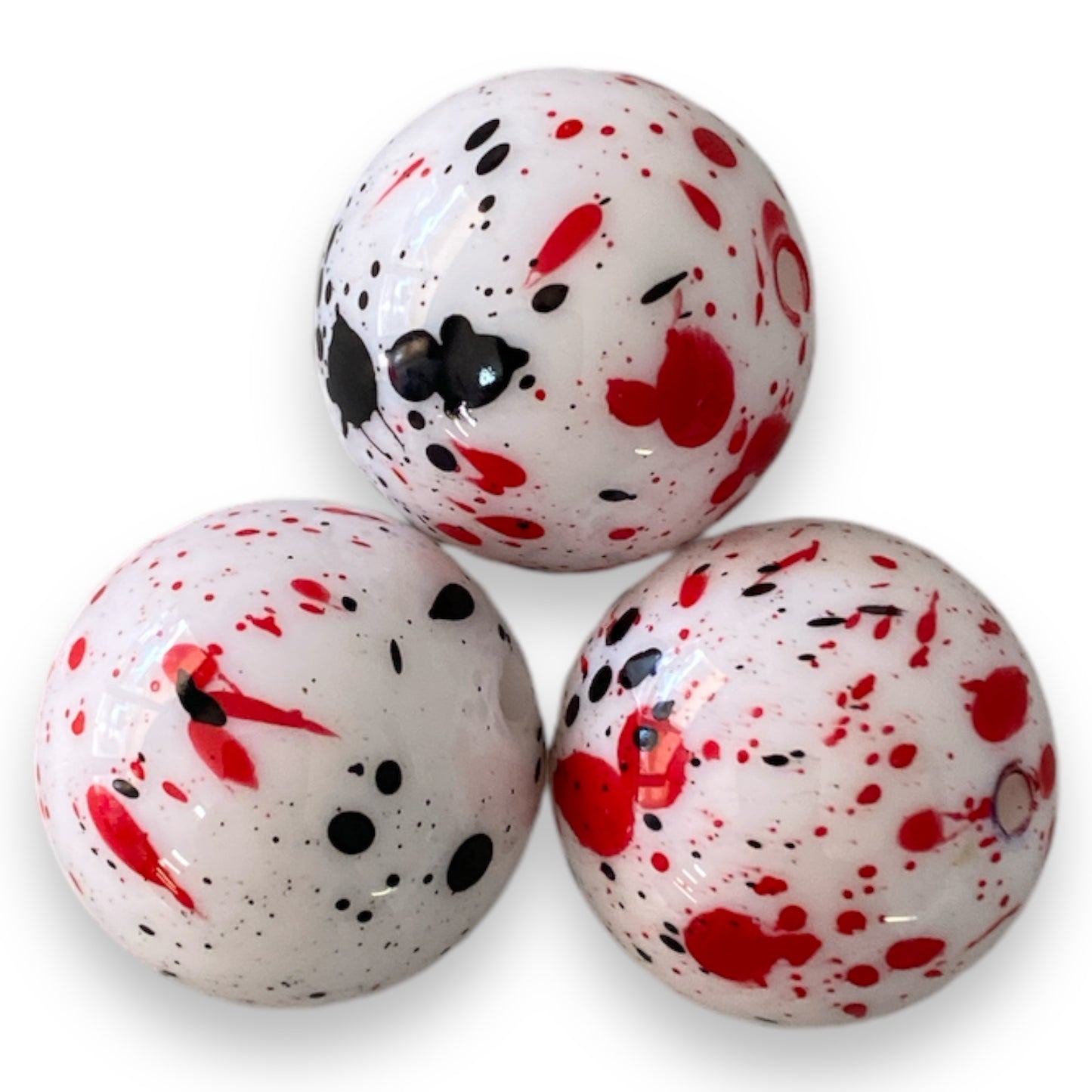 Z/80 -  20mm "Black & Red Splatter" Acrylic Beads (1 Count)