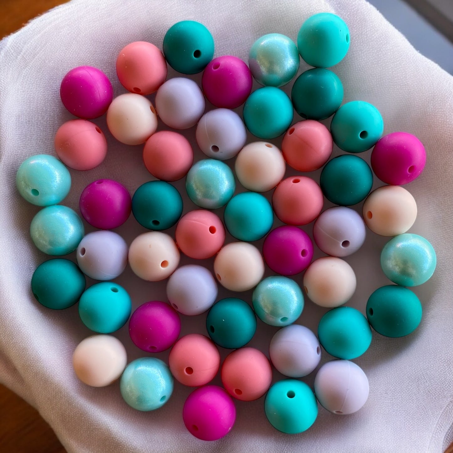 15mm “Bellini Brunch” 50 Count Mixed Silicone Bead Pack – Ideal for Beadable Pens & Keychains