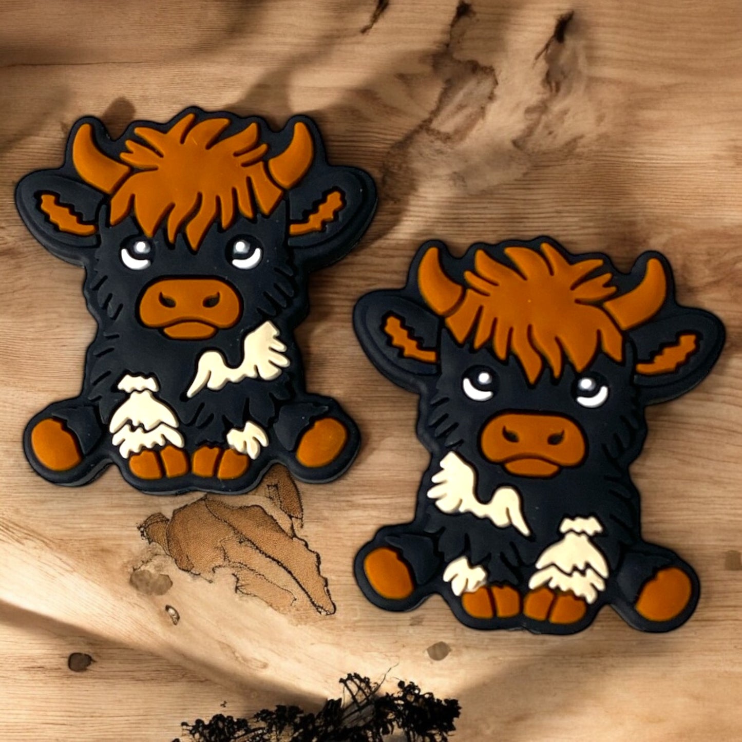 T128-  "Brown Shaggy Cow” Silicone Focal Bead (1 Count)