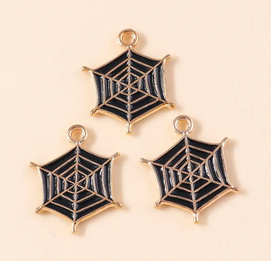 Q-A155- Spider Web Charm (1 Count)