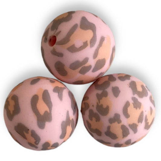 #720 - 15mm Pink & Gray Leopard Silicone Beads