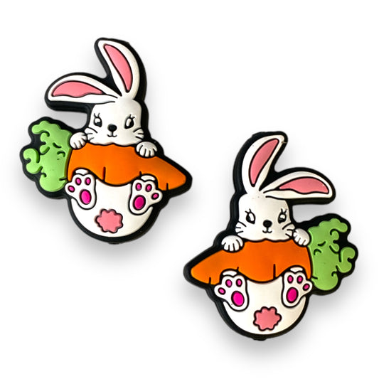 h877 - “Bunny With Carrot” Silicone Focal Bead (1 Count)