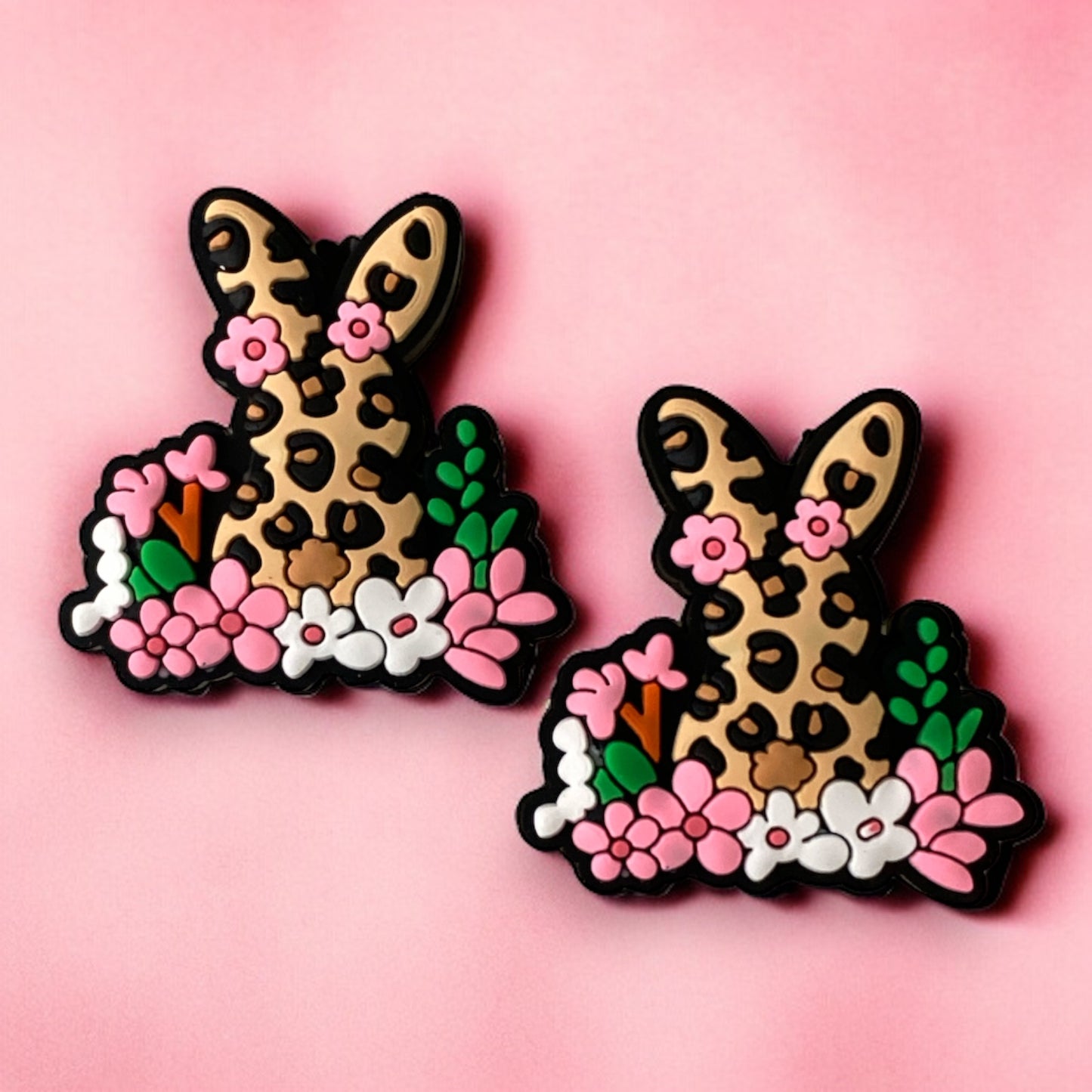 h869 - “Easter Leopard Bunny” Silicone Focal Bead (1 Count)