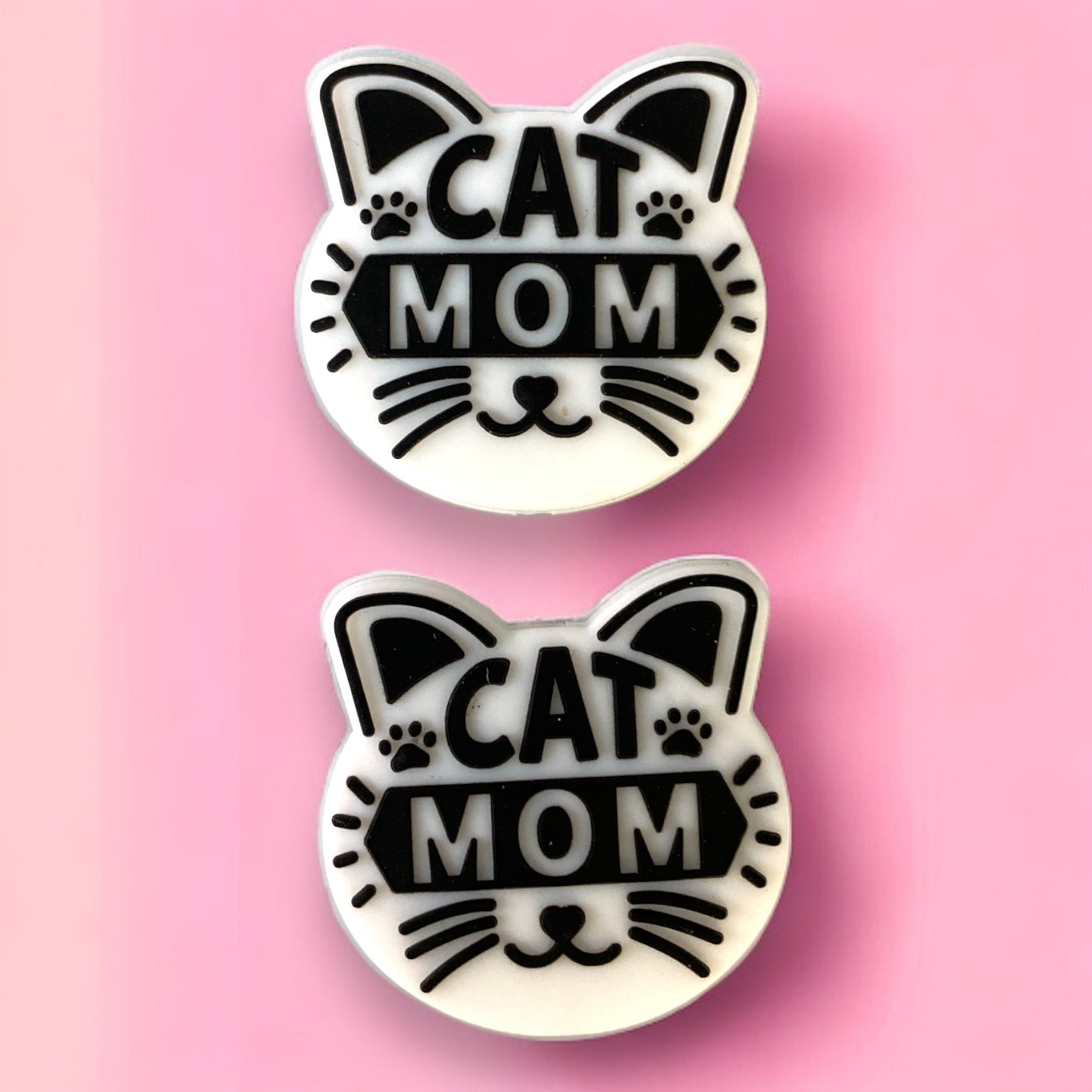 X282 - “Cat Mom” Silicone(1 Count)  Focal Bead