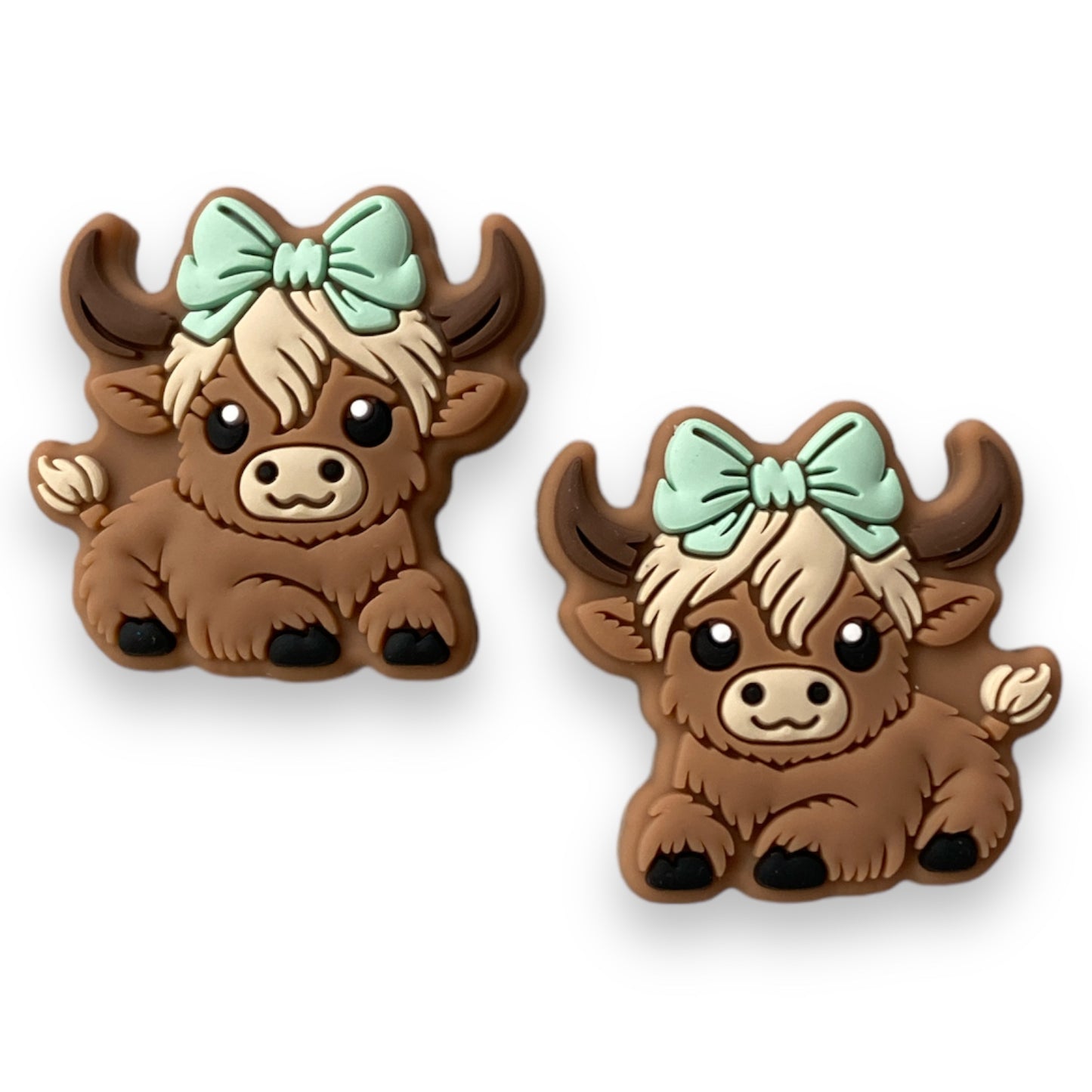 T225 - Mint Bow Mini Cow Focal (1 Count) Bead Silicone