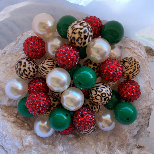 20M-47: 20mm "Christmas Cheetah" Acrylic 50 Ct Bead Pack