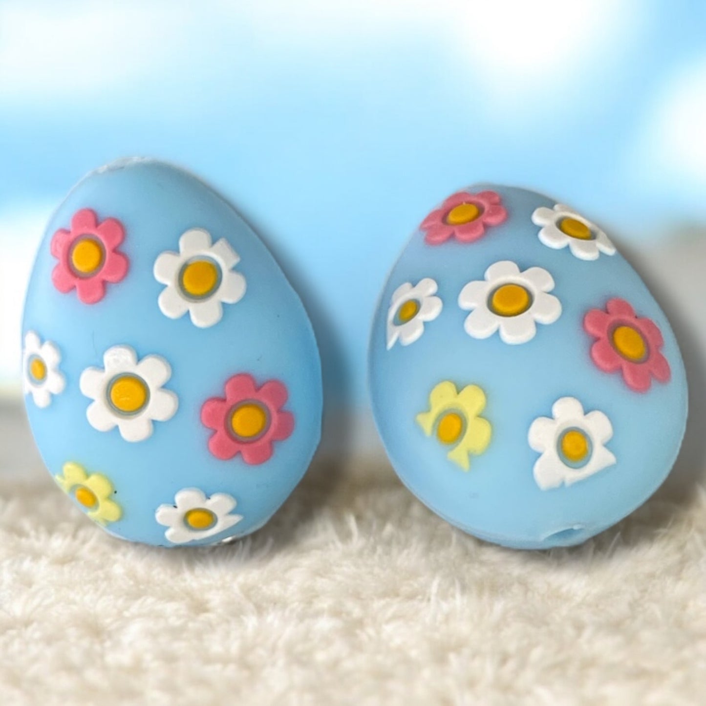 X34-  “Blue 3D Easter Egg” Silicone Focal Bead (1 Count)