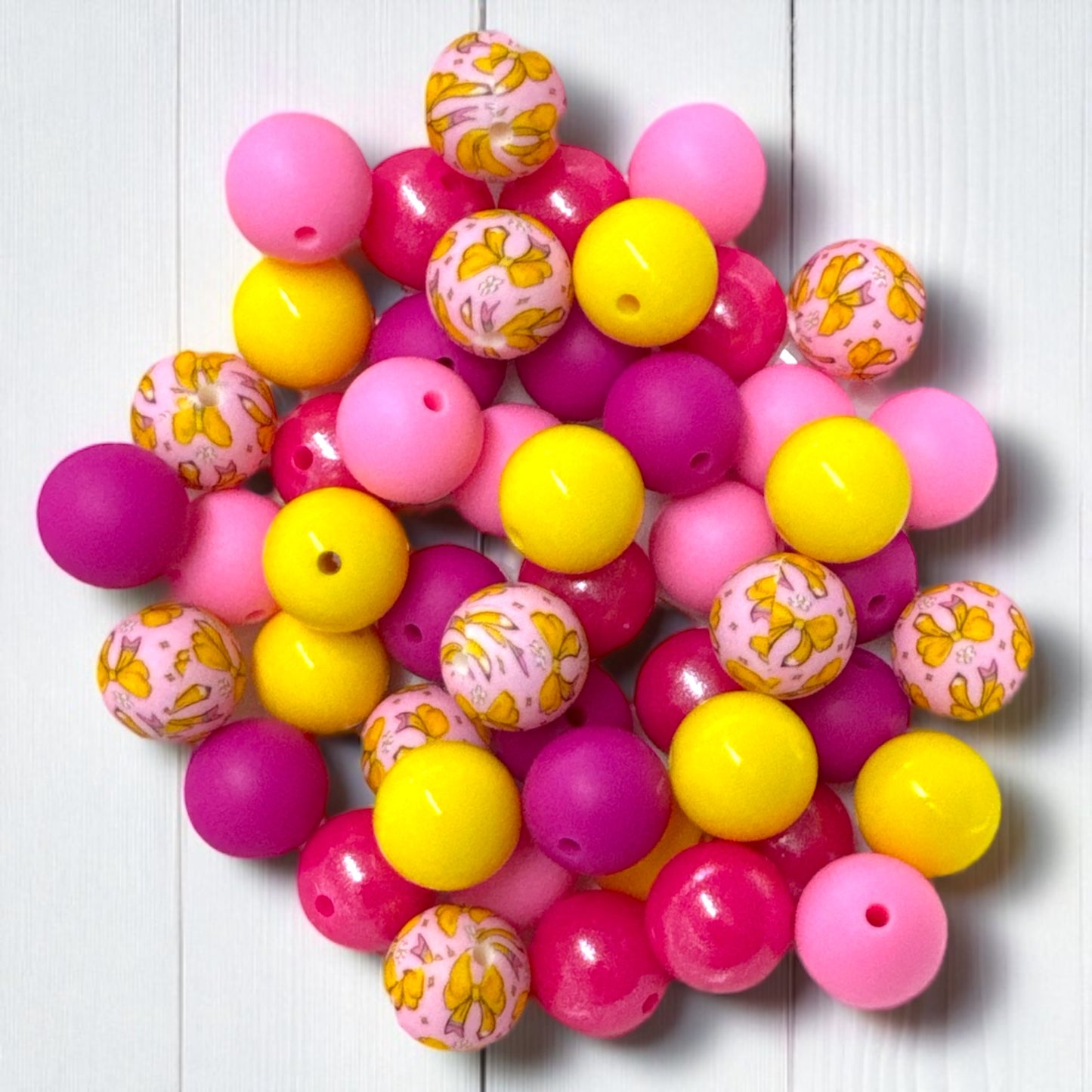 CK- 206-  15mm “Bubblegum Pencil Bow” 50 Count Mixed Pack Silicone  Beads