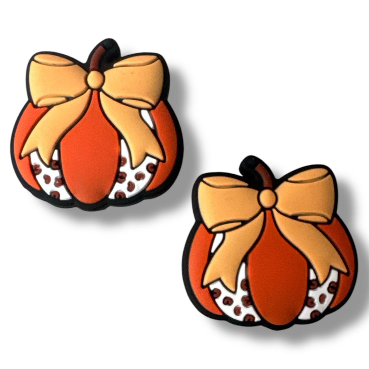 h851 - "Orange Cow Bow Pumpkin"  Silicone Focal Bead
