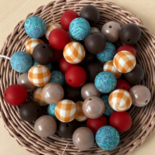 CK- 237-  🍂 15mm “Scarecrow” 50 Count Mixed Pack Silicone Beads 🍂