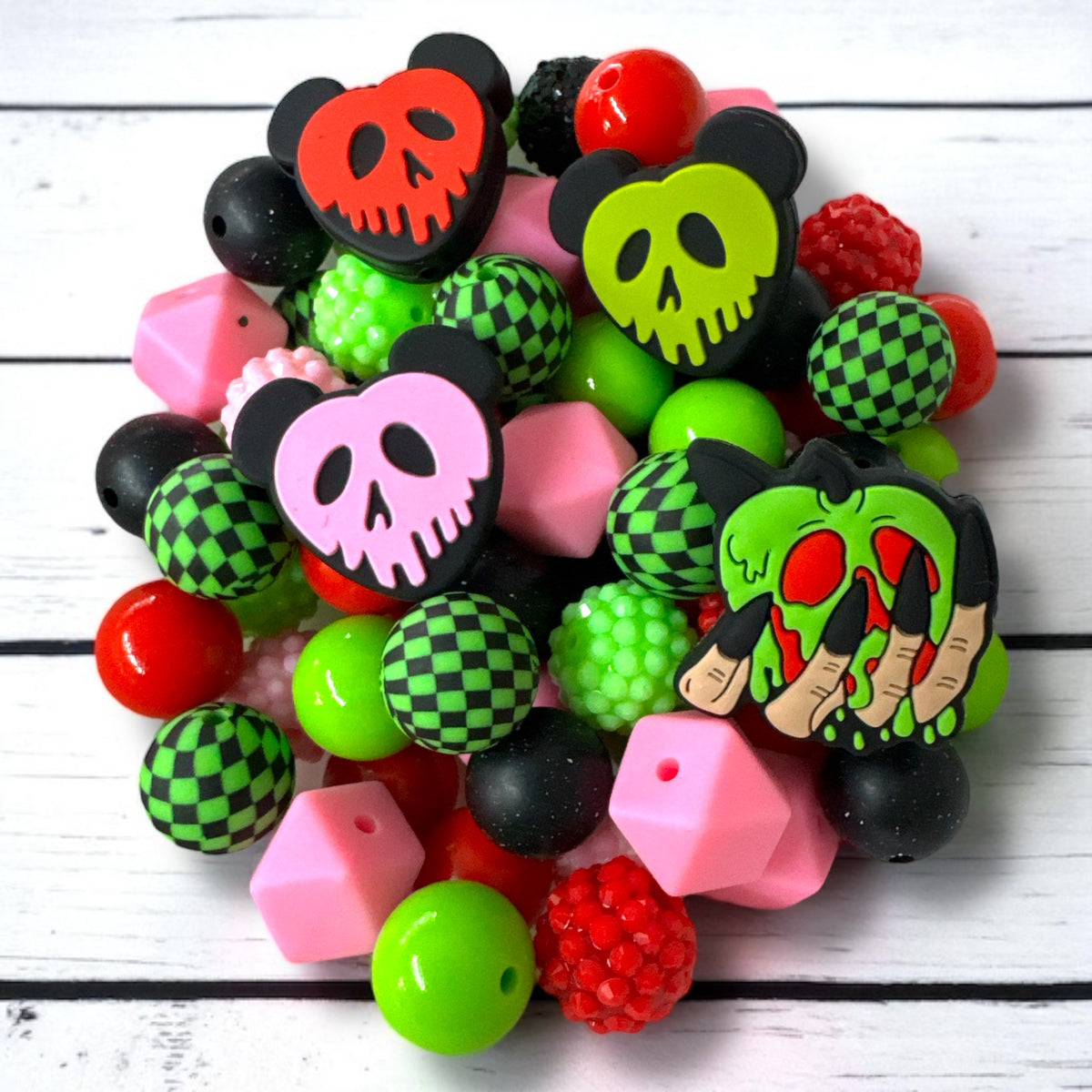 CK- 54-  🍎 15mm “Poison Apple” 74 Count Mixed Pack Beads  🍎