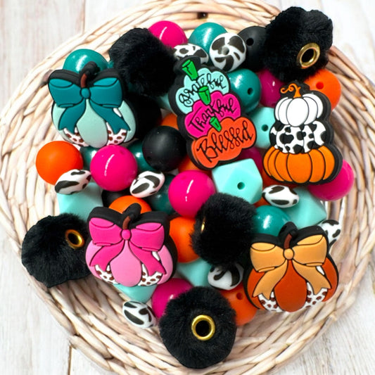 CK- 117-  15mm "Thankful"  65 Count Mixed Pack Beads