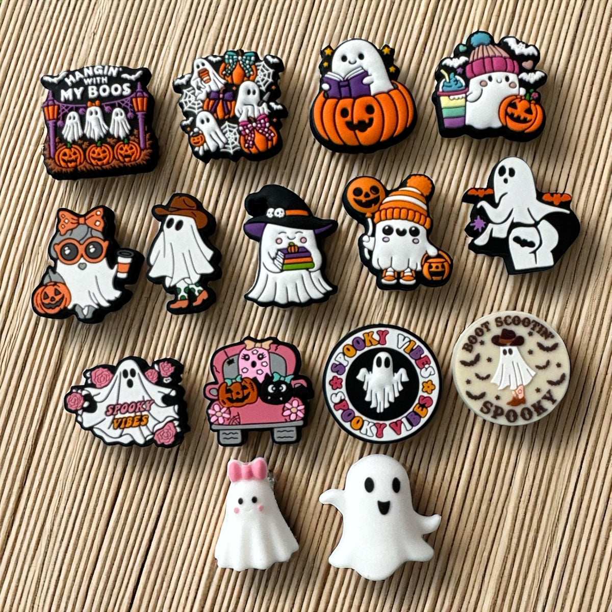 A80-   "Ghost" Silicone Focal 15 Bead Set