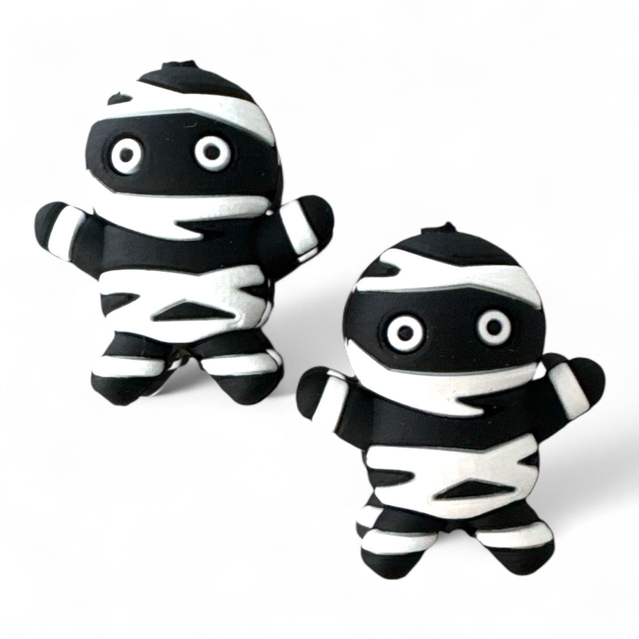 h979- "3D Black Mummy" Silicone Focal Bead