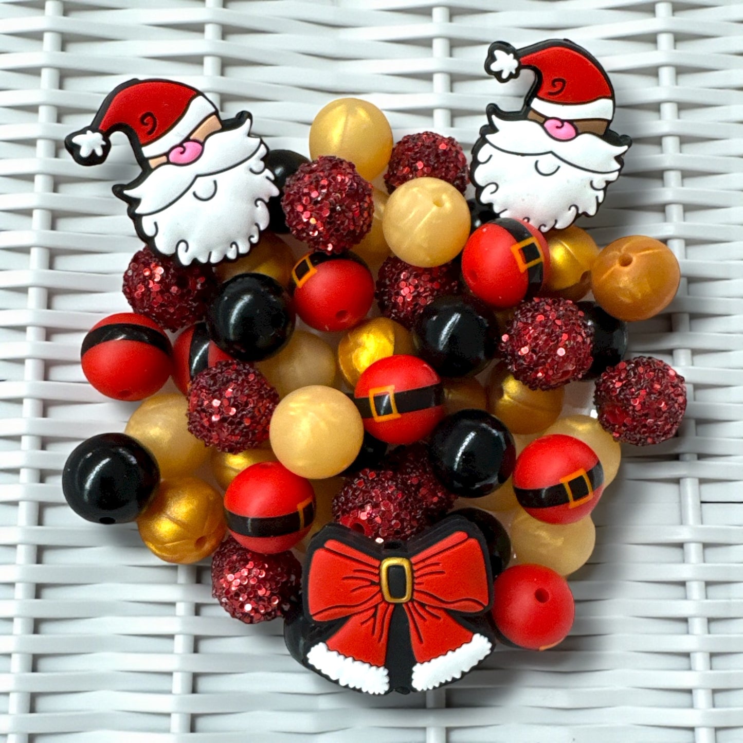 CK- 122-  🎅 “Santa Claus Is Coming to Town” 53 Piece Silicone Bead Set 🎅