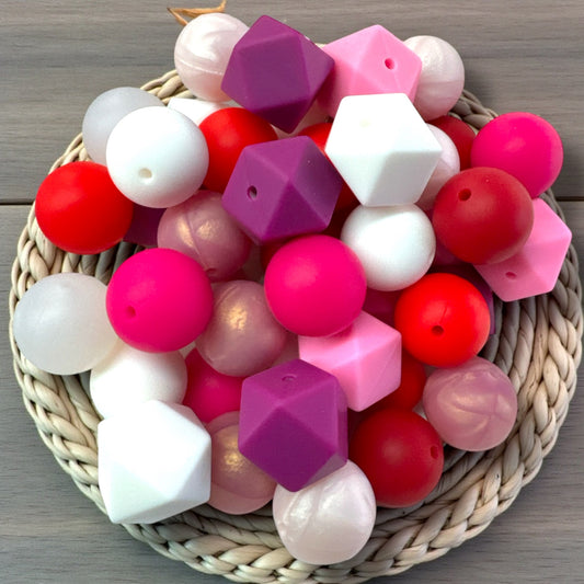 CK- 194-   💖 Valentine’s Day Large Silicone Bead Mix – 17mm & 19mm (50 Count)💕