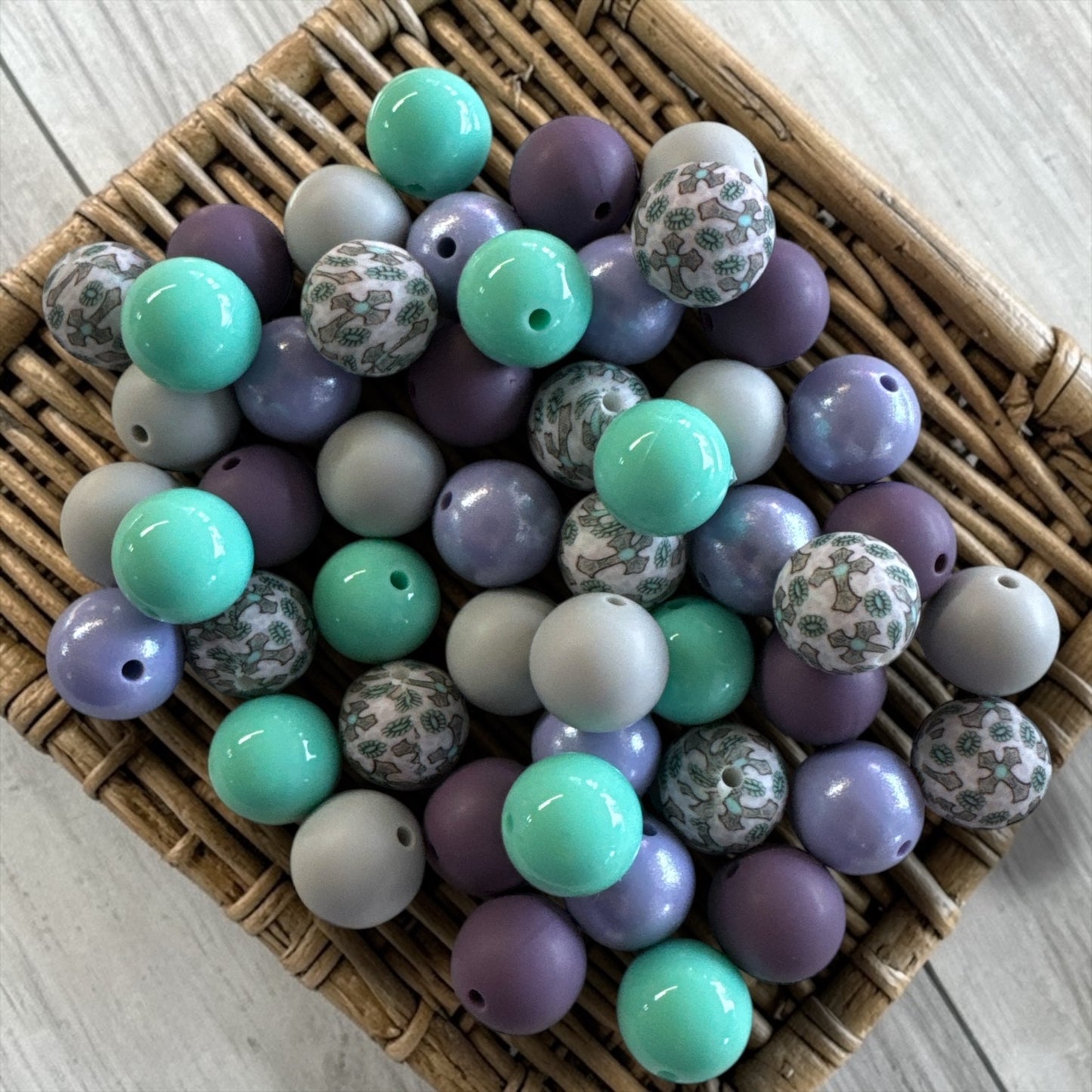 CK-34- ✝️He Is Risen – Silicone 15mm Bead Lot (50 Count) ✝️