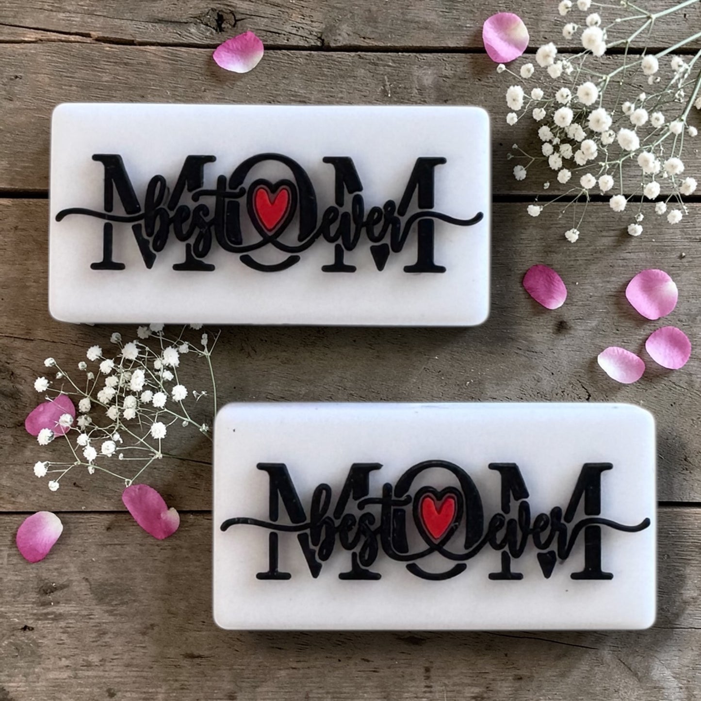 X124- "Best Mom Ever / White"  Silicone Focal Bead for DIY Crafts (1 Count)