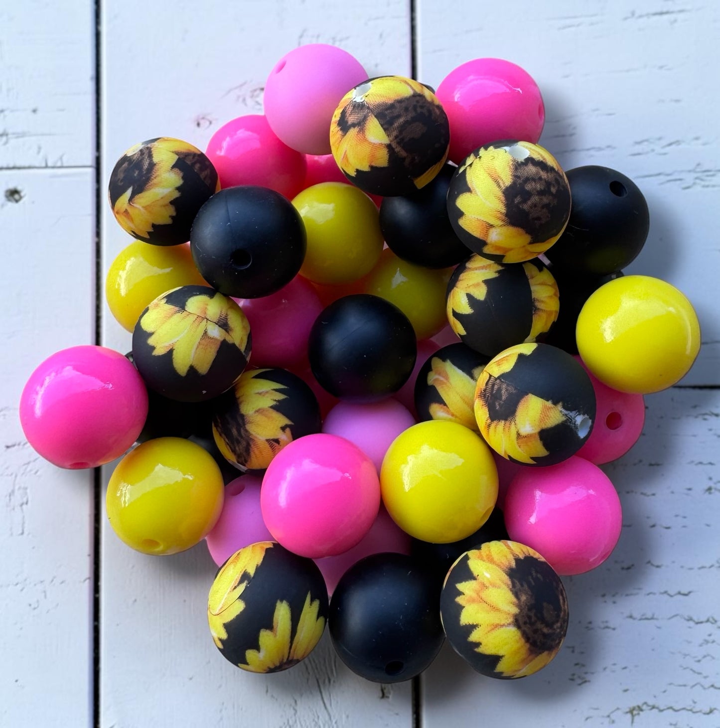 🌻 Blush & Bloom– Silicone 15mm Bead Lot (50 Count) 🌻 – Ideal for Beadable Pens & Keychains