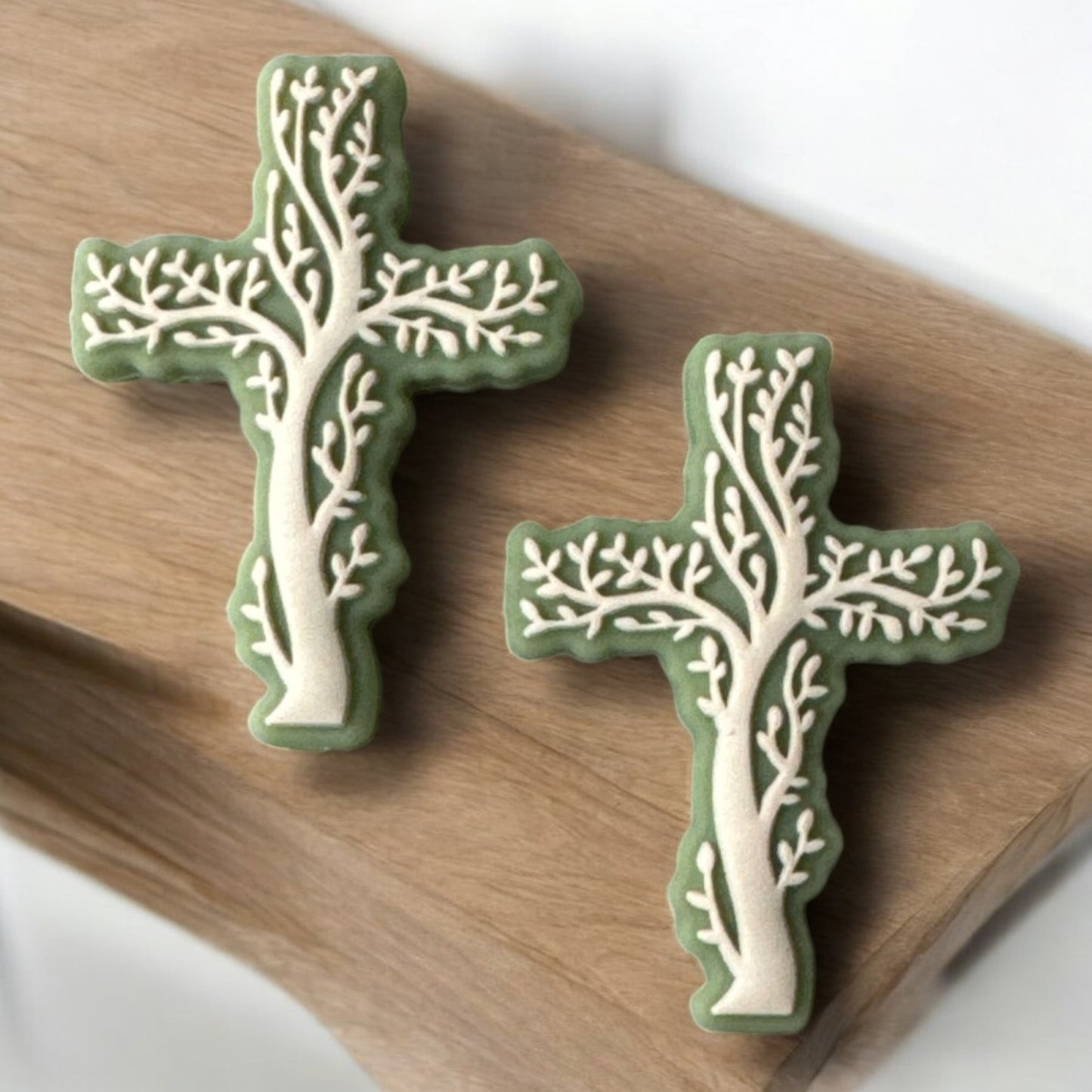 e637 -  "Sage Tree Cross" Silicone Focal Bead  (1 Count)