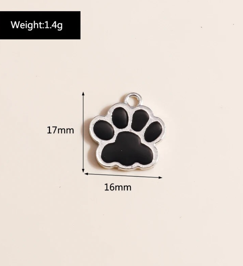 Q-A101- Black Paw Charm (1 Count)