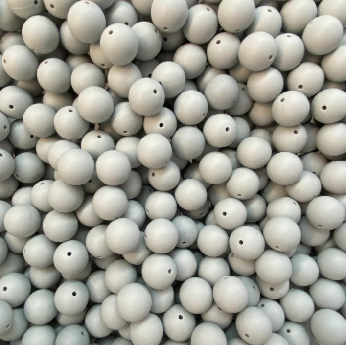 c 32 / 12mm - Light Gray Silicone Bead