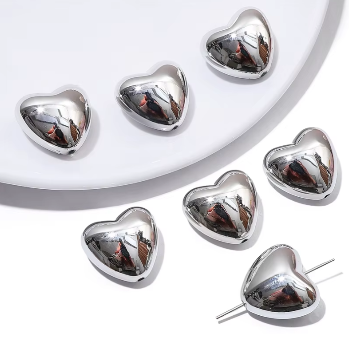 W453- Silver 18*19mm Acrylic UV Heart Beads (1 Count)