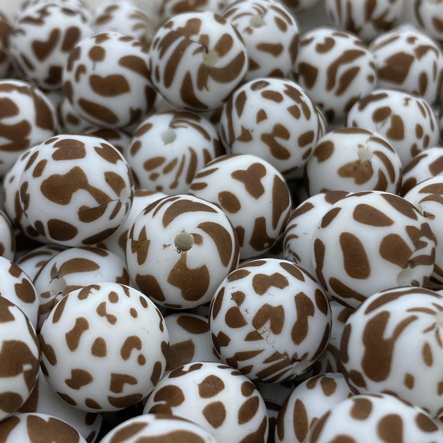 A47- 15mm "Brown Cow" (10 Count) Silicone Beads, Keychain Making, DIY Pens