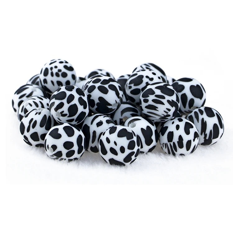 A-6002- 15mm Cow (A-01)  Print Silicone Beads