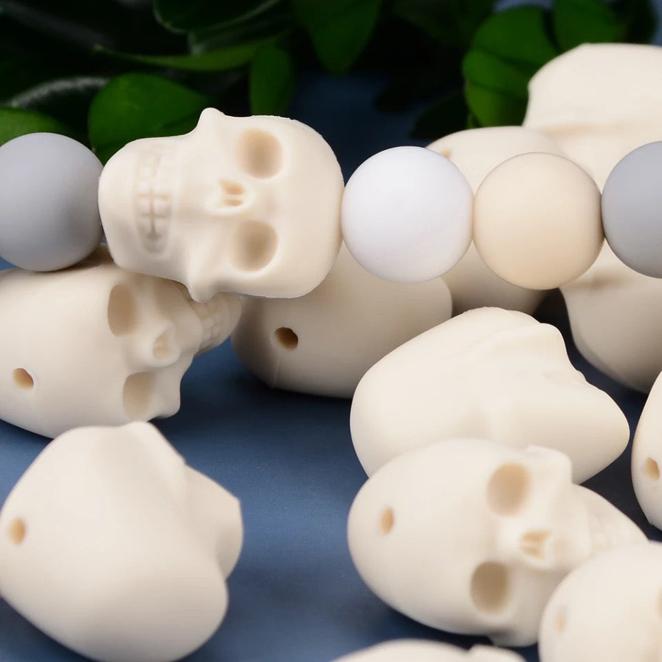 h807 - Beige 22mm x 15mm Skull Silicone  Focal Bead (1 Count)