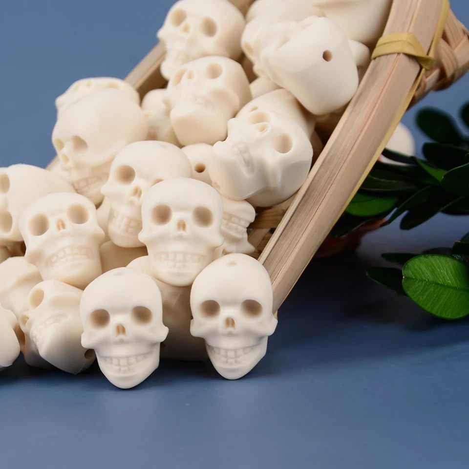 h807 - Beige 22mm x 15mm Skull Silicone  Focal Bead (1 Count)