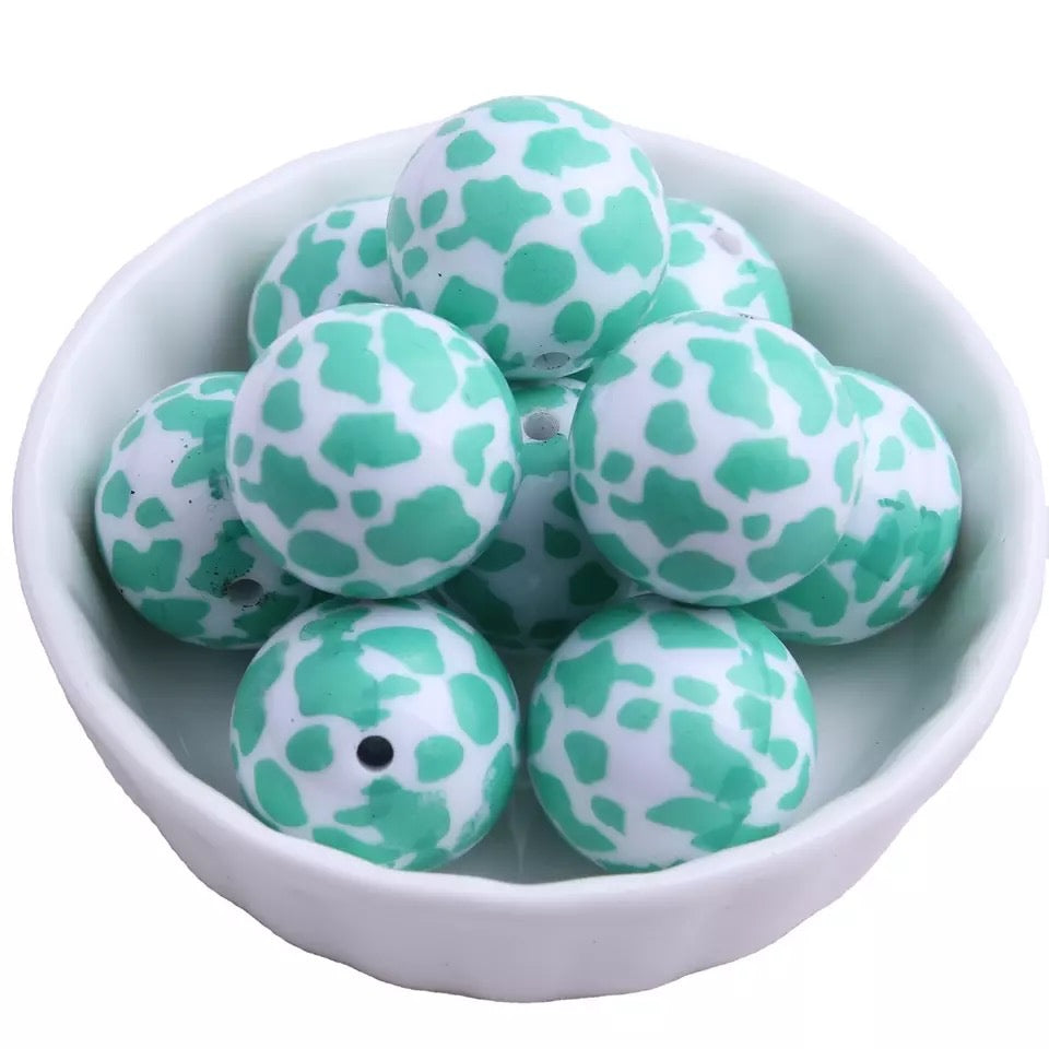 W358- 20mm Mint Cow  Acrylic Beads (1 Count)