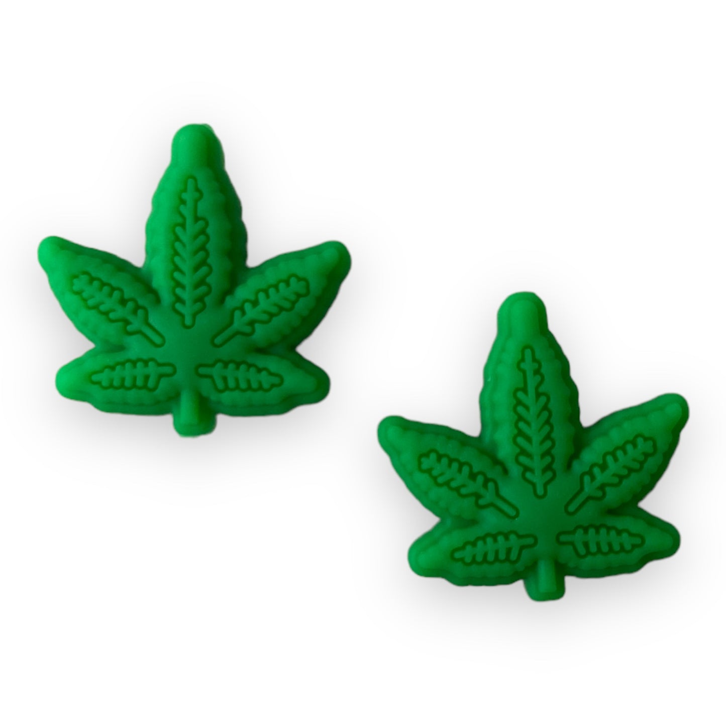 h1096  -  “Weed” Silicone (Dark Green) Focal Bead (1 Count)