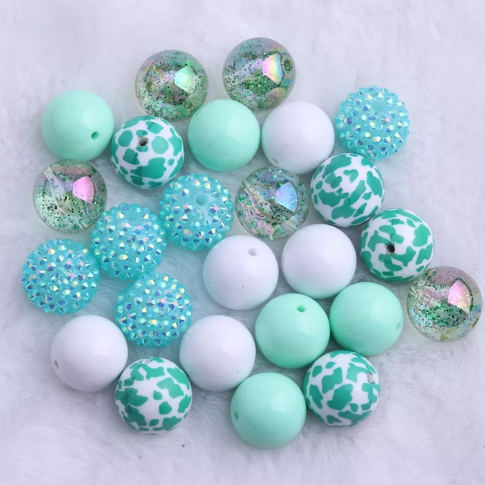 20-M34- 20mm “Mint Cow” (50 Count) Acrylic Bead Pack