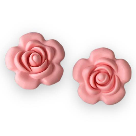 X81- 40mm Lt Pink Flower (40mm x 40mm x 15mm) Silicone (1 Count) Focal Bead