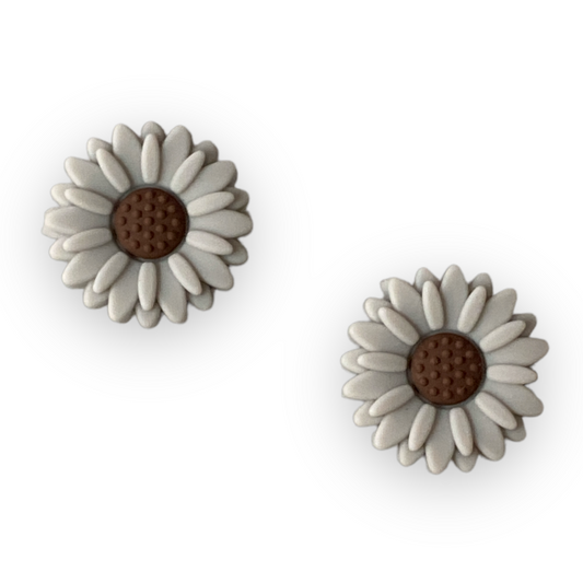 X57-  Gray & Brown Flower Silicone (1 Count) Focal Bead